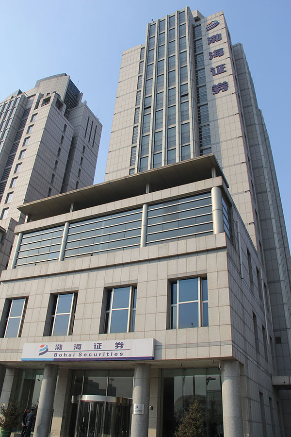 1554179135712735.jpg jr-5.jpg